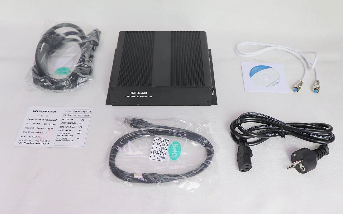 NovaStar MSD300 / MCTRL300 LED Display Sending Card — M3 Series 1.3 Million Pixel DVI Controllers & Standalone Sending Box with Dual Ethernet & Audio